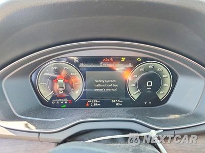 Zdjęcie 9 z 13 samochodu: 2023 AUDI Q5 E PREMIUM PLUS 55 VIN:WA1E2AFYXP2070178 - miniatura