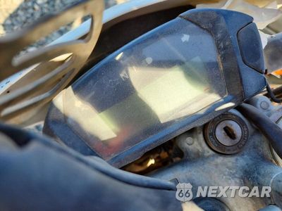 Zdjęcie 7 z 9 samochodu: 2014 HONDA CRF250 L VIN:MLHMD3812E5105067 - miniatura