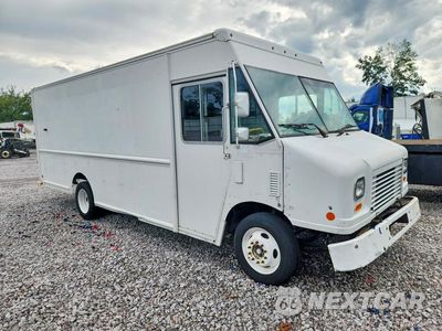 Czwarte zdjęcie samochodu z boku: 2015 FORD F59 DELIVERY TRUCK VIN:1F65F5KY4F0A00096 - miniatura