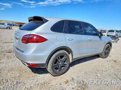 Trzecie zdjęcie samochodu z tyłu: 2012 PORSCHE CAYENNE VIN:WP1AA2A20CLA00479 - miniatura