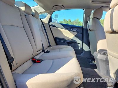 Zdjęcie 10 z 12 samochodu: 2017 HONDA CIVIC EX VIN:2HGFC2F76HH522528 - miniatura