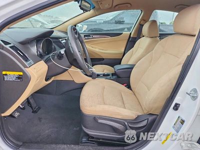 Zdjęcie 7 z 12 samochodu: 2015 HYUNDAI SONATA HYBRID BASE VIN:KMHEC4A40FA135161 - miniatura