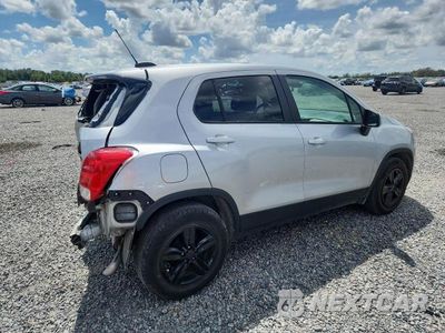 Trzecie zdjęcie samochodu z tyłu: 2022 CHEVROLET TRAX LS VIN:KL7CJKSM2NB544708 - miniatura
