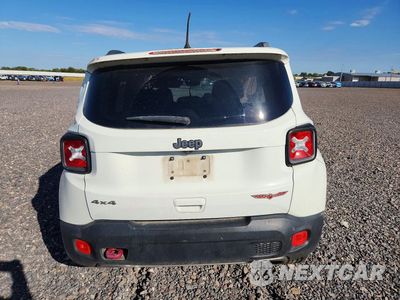 Zdjęcie 6 z 12 samochodu: 2018 JEEP RENEGADE TRAILHAWK VIN:ZACCJBCB5JPG79522 - miniatura