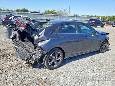 Trzecie zdjęcie samochodu z tyłu: 2021 HYUNDAI ELANTRA SEL VIN:5NPLN4AG0MH026950 - miniatura
