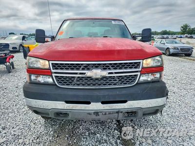 Piąte zdjęcie samochodu w środku: 2005 CHEVROLET SILVERADO K2500 HEAVY DUTY VIN:1GCHK232X5F914413 - miniatura