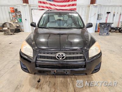 Piąte zdjęcie samochodu w środku: 2010 TOYOTA RAV4 BASE VIN:JTMBF4DVXAD027415 - miniatura