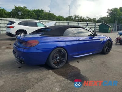 Trzecie zdjęcie samochodu z tyłu: 2012 BMW M6 VIN:WBSLZ9C51CC985483 - miniatura