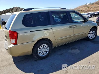 Trzecie zdjęcie samochodu z tyłu: 2011 KIA SEDONA LX VIN:KNDMG4C76B6377770 - miniatura