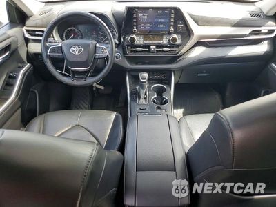 Zdjęcie 8 z 13 samochodu: 2020 TOYOTA HIGHLANDER XLE VIN:5TDGZRBH4LS508419 - miniatura