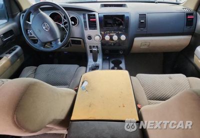 Zdjęcie 8 z 12 samochodu: 2007 TOYOTA TUNDRA SR5 VIN:5TBDV54127S469254 - miniatura
