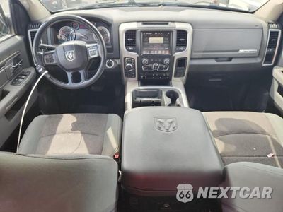 Zdjęcie 8 z 12 samochodu: 2017 RAM 1500 SLT VIN:1C6RR7LT9HS644213 - miniatura