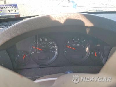 Zdjęcie 9 z 12 samochodu: 2005 JEEP GRAND CHEROKEE LAREDO VIN:1J4HR48N15C577118 - miniatura
