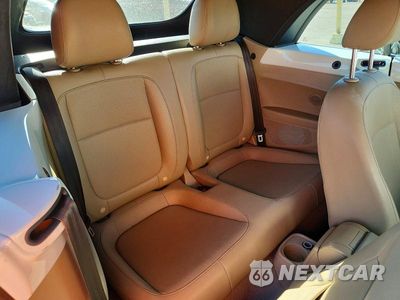 Zdjęcie 10 z 13 samochodu: 2017 VOLKSWAGEN BEETLE S/SE VIN:3VW517ATXHM811086 - miniatura