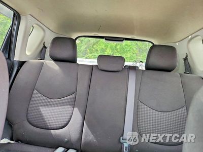 Zdjęcie 10 z 13 samochodu: 2012 KIA SOUL BASE VIN:KNDJT2A51C7426759 - miniatura
