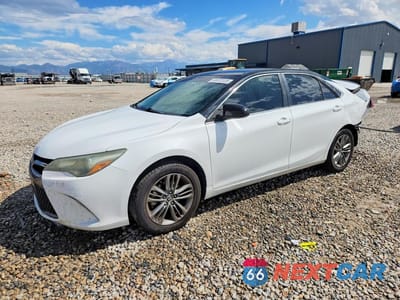 2016 TOYOTA CAMRY SE 4T1BF1FK0GU161257 - główne zdjęcie licytacji z USA - miniatura
