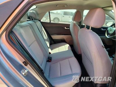 Zdjęcie 10 z 12 samochodu: 2023 KIA RIO S VIN:3KPA24AD9PE610164 - miniatura