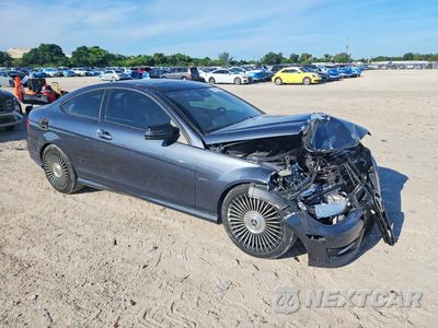 Czwarte zdjęcie samochodu z boku: 2014 MERCEDES-BENZ C 250 VIN:WDDGJ4HBXEG299851 - miniatura