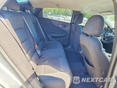 Zdjęcie 10 z 12 samochodu: 2023 CHEVROLET MALIBU LS VIN:1G1ZC5ST3PF230487 - miniatura