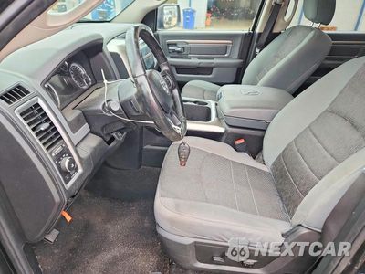 Zdjęcie 7 z 12 samochodu: 2016 RAM 1500 SLT VIN:1C6RR7LM8GS414122 - miniatura