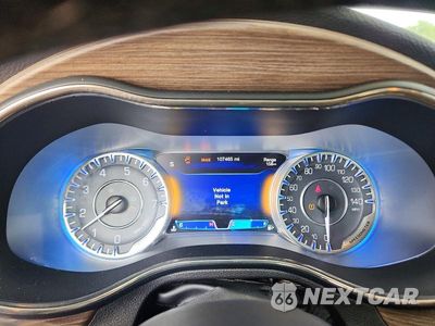 Zdjęcie 9 z 12 samochodu: 2015 CHRYSLER 200 C VIN:1C3CCCEG5FN512672 - miniatura