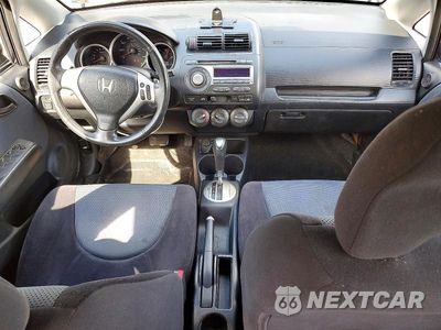 Zdjęcie 8 z 12 samochodu: 2008 HONDA FIT SPORT VIN:JHMGD38648S017251 - miniatura