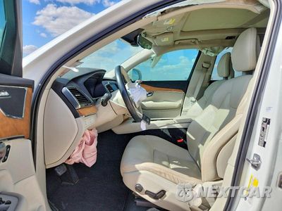 Zdjęcie 7 z 13 samochodu: 2021 VOLVO XC90 T6 MOMENTUM VIN:YV4A22PK9M1719889 - miniatura