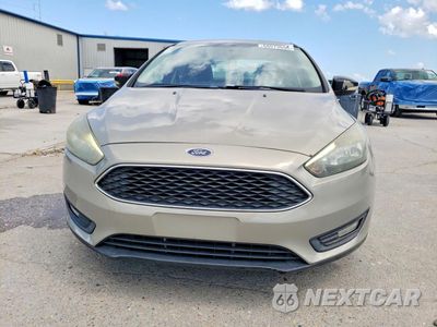 Piąte zdjęcie samochodu w środku: 2015 FORD FOCUS SE VIN:1FADP3F20FL310461 - miniatura