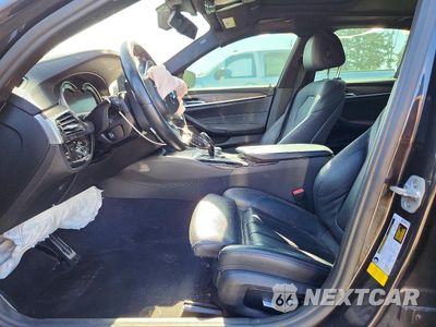 Zdjęcie 7 z 12 samochodu: 2017 BMW 540 I VIN:WBAJE5C3XHG914233 - miniatura
