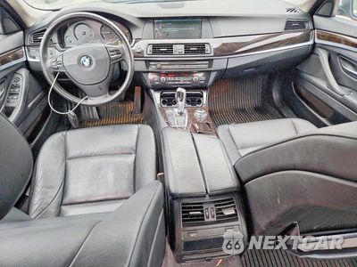 Zdjęcie 8 z 12 samochodu: 2012 BMW 535 XI VIN:WBAFU7C52CDU60351 - miniatura