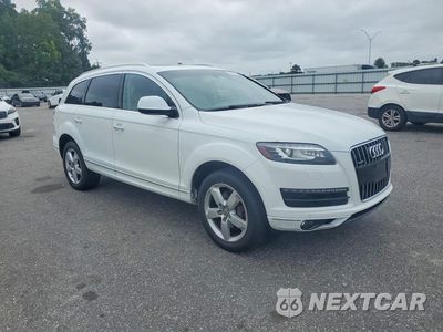 Czwarte zdjęcie samochodu z boku: 2014 AUDI Q7 PREMIUM PLUS VIN:WA1LMAFE0ED002299 - miniatura