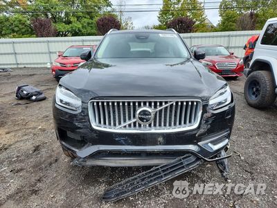 Piąte zdjęcie samochodu w środku: 2024 VOLVO XC90 PLUS VIN:YV4L12PE0R1253265 - miniatura