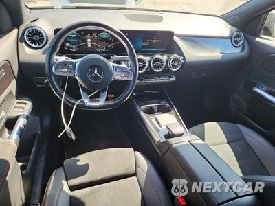Zdjęcie 8 z 14 samochodu: 2022 MERCEDES-BENZ GLA 250 VIN:W1N4N4GB8NJ396190 - miniatura