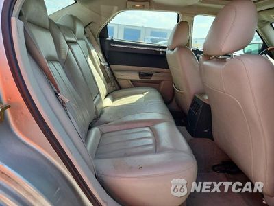 Zdjęcie 10 z 13 samochodu: 2006 CHRYSLER 300C VIN:2C3KA63H86H212826 - miniatura