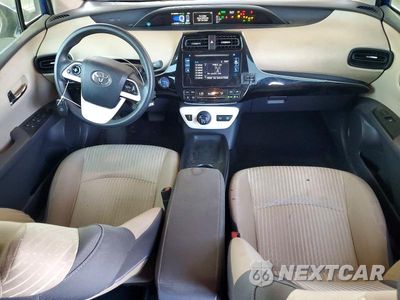 Zdjęcie 8 z 12 samochodu: 2017 TOYOTA PRIUS TWO VIN:JTDKBRFU5H3050470 - miniatura