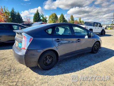 Trzecie zdjęcie samochodu z tyłu: 2014 TOYOTA PRIUS TWO VIN:JTDKN3DU0E1753490 - miniatura