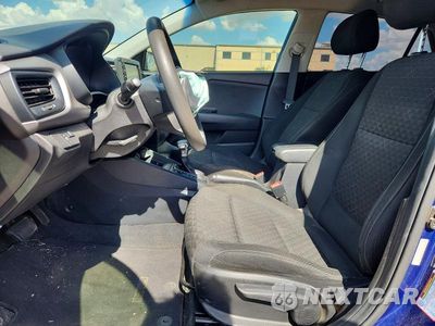 Zdjęcie 7 z 12 samochodu: 2019 KIA RIO S VIN:3KPA24AB4KE214599 - miniatura