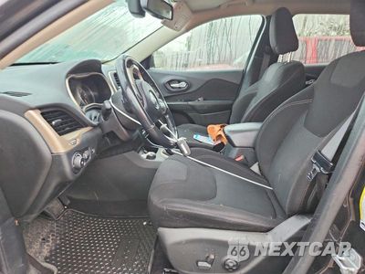 Zdjęcie 7 z 13 samochodu: 2016 JEEP CHEROKEE LATITUDE VIN:1C4PJMCB7GW145009 - miniatura