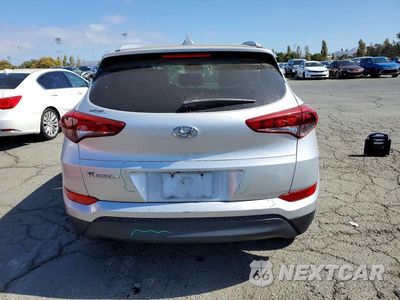 Zdjęcie 6 z 13 samochodu: 2018 HYUNDAI TUCSON SEL VIN:KM8J33A41JU684917 - miniatura
