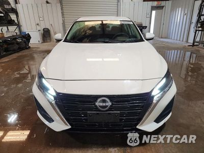 Piąte zdjęcie samochodu w środku: 2023 NISSAN ALTIMA S VIN:1N4BL4BV8PN360877 - miniatura