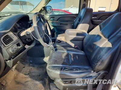 Zdjęcie 7 z 13 samochodu: 2013 CHEVROLET TAHOE POLICE VIN:1GNLC2E01DR259484 - miniatura
