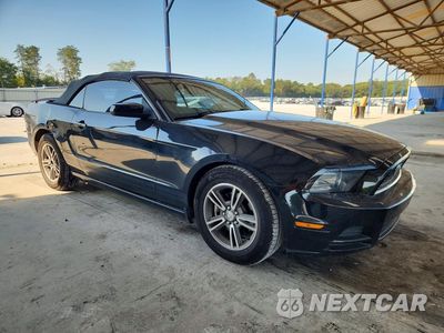 Czwarte zdjęcie samochodu z boku: 2013 FORD MUSTANG VIN:1ZVBP8EM1D5203046 - miniatura