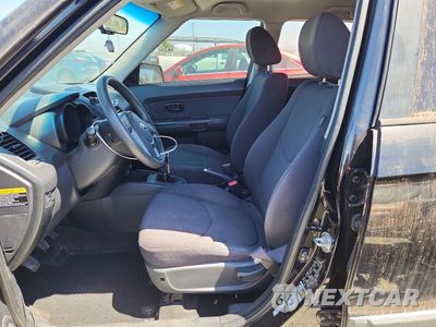 Zdjęcie 7 z 12 samochodu: 2013 KIA SOUL BASE VIN:KNDJT2A58D7614101 - miniatura