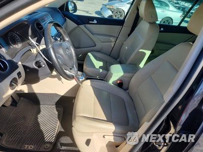 Zdjęcie 7 z 13 samochodu: 2011 VOLKSWAGEN TIGUAN S VIN:WVGBV7AX9BW520773 - miniatura