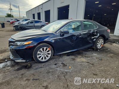 2020 TOYOTA CAMRY LE 4T1C11AK3LU999559 - główne zdjęcie licytacji z USA - miniatura