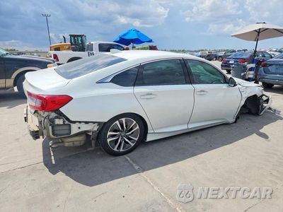 Trzecie zdjęcie samochodu z tyłu: 2018 HONDA ACCORD TOURING HYBRID VIN:1HGCV3F98JA016255 - miniatura
