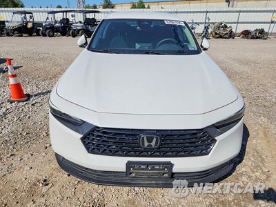 Piąte zdjęcie samochodu w środku: 2024 HONDA ACCORD LX VIN:1HGCY1F2XRA042379 - miniatura