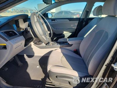 Zdjęcie 7 z 12 samochodu: 2016 HYUNDAI SONATA SE VIN:5NPE24AF1GH342788 - miniatura
