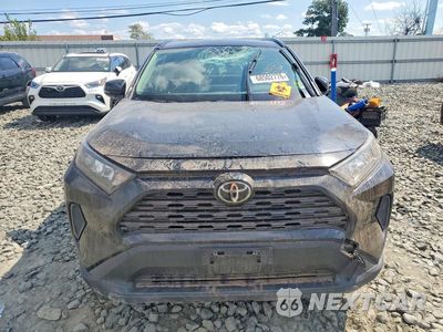 Piąte zdjęcie samochodu w środku: 2019 TOYOTA RAV4 LE VIN:JTMG1RFV7KJ013702 - miniatura