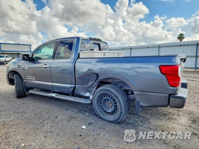 Drugie zdjęcie samochodu z przodu: 2017 NISSAN TITAN SV VIN:1N6AA1C61HN572018 - miniatura